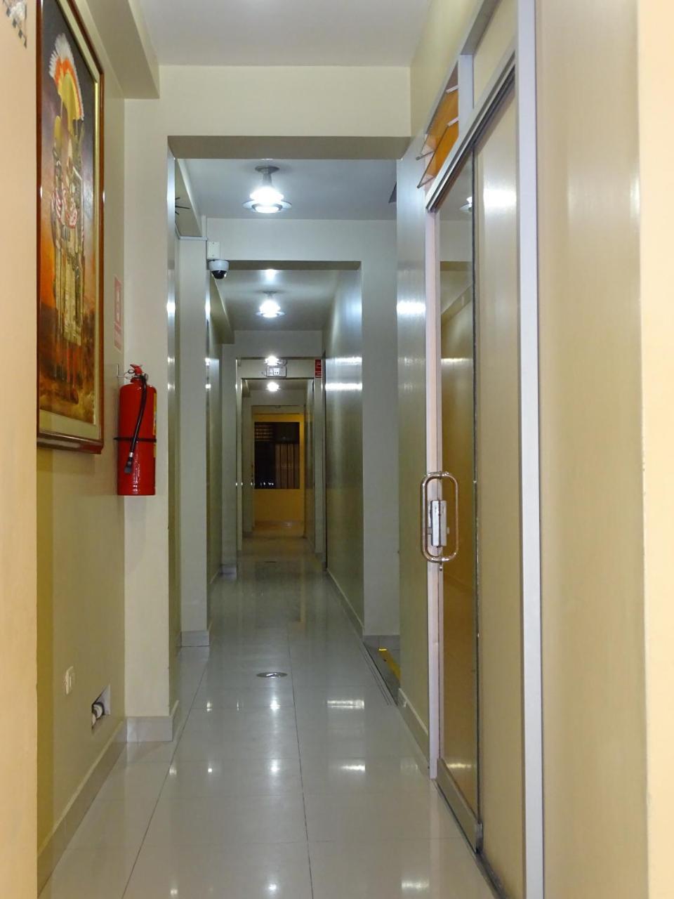 Hotel Primavera Чиклайо Экстерьер фото